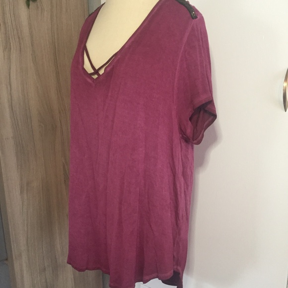 Seven7 Embellished Mineral Wash Dark Red Tee - Picture 1 of 5
